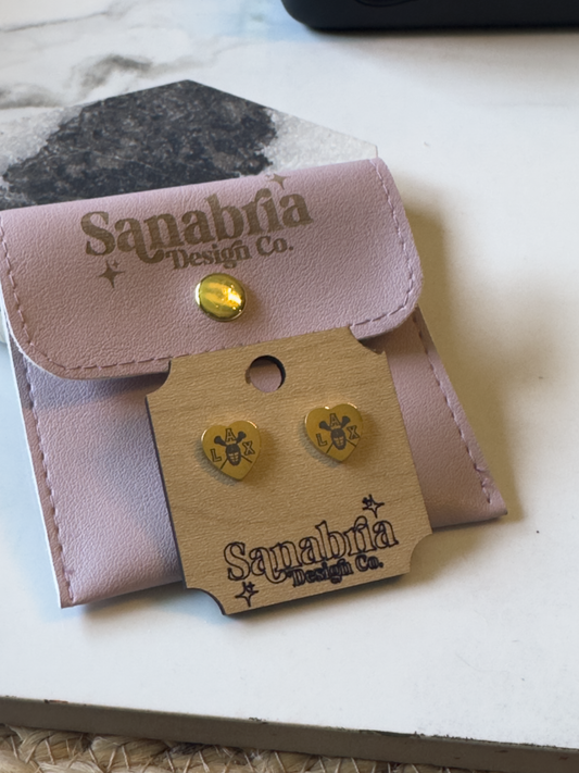 LAX Heart Engraved Stud Earrings – Helmet & Crossed Sticks Design